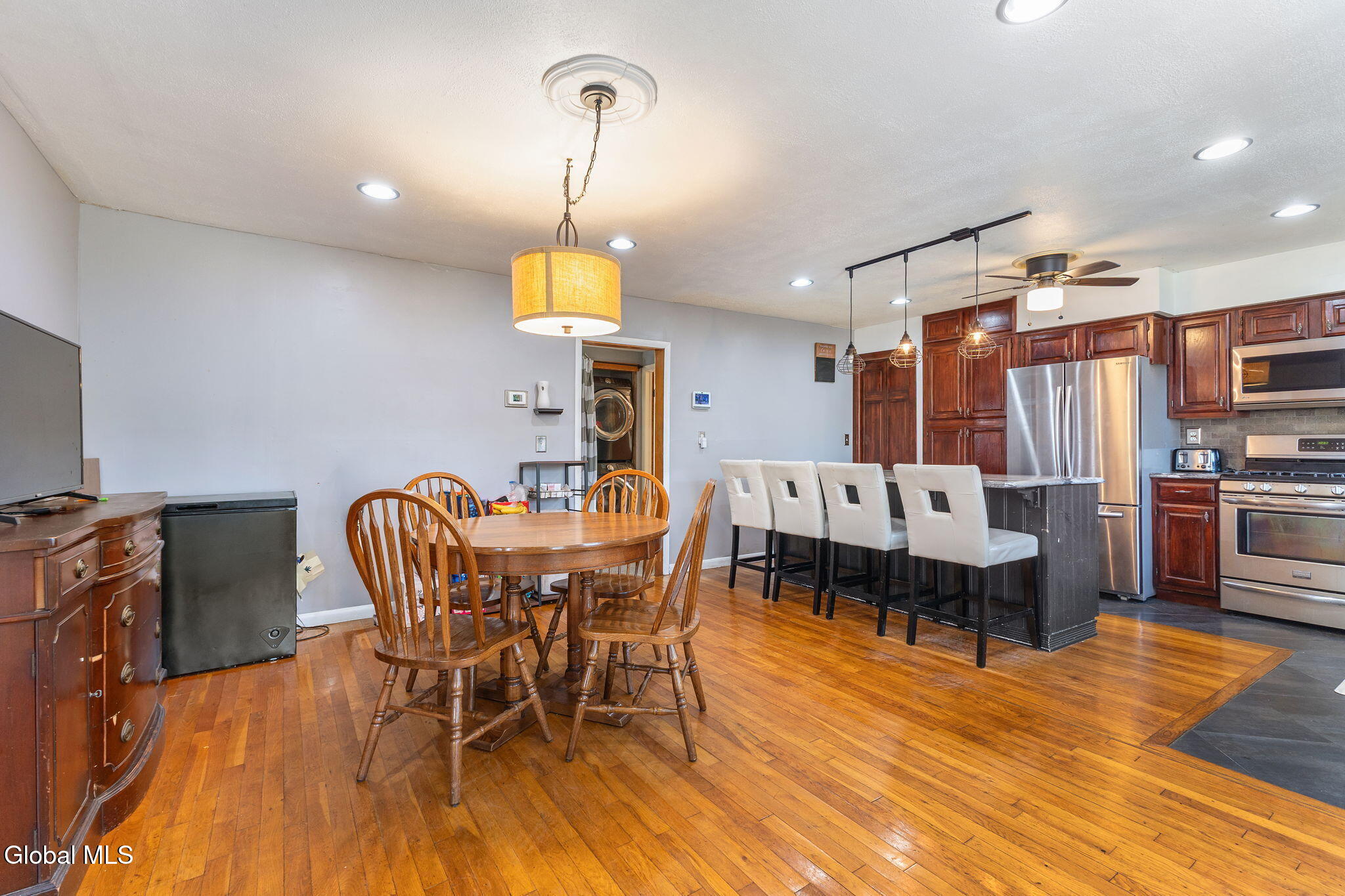 17 Hudson Street Waterford NY 12188