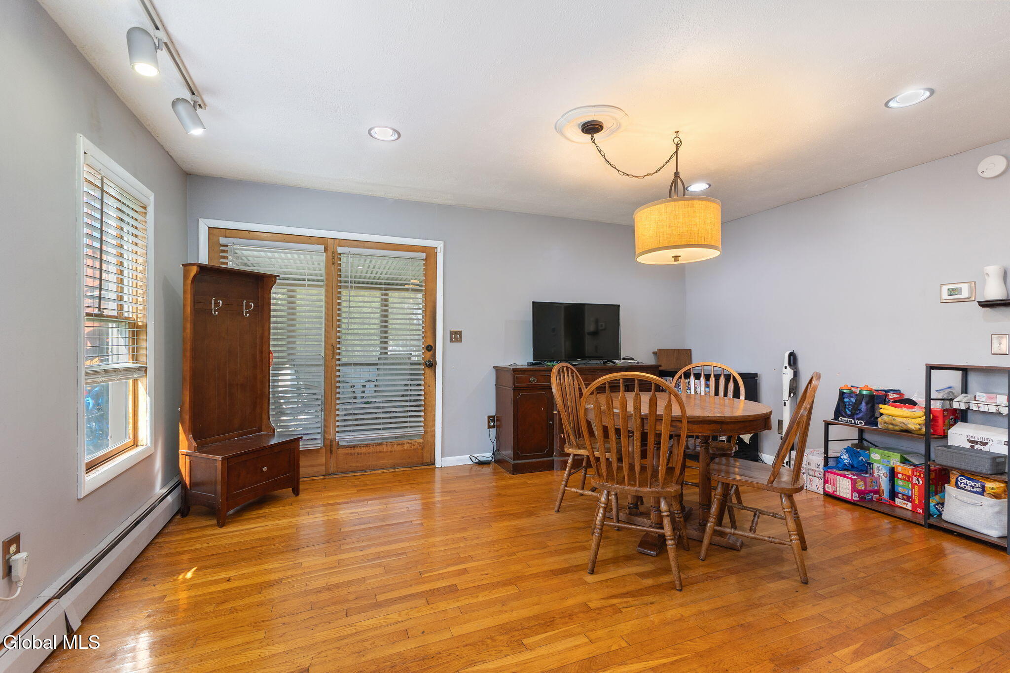 17 Hudson Street Waterford NY 12188