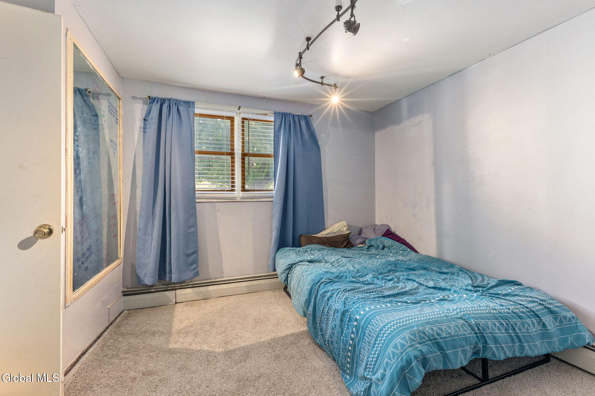 17 Hudson Street Waterford NY 12188