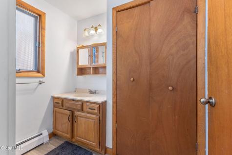 17 Hudson Street Waterford NY 12188