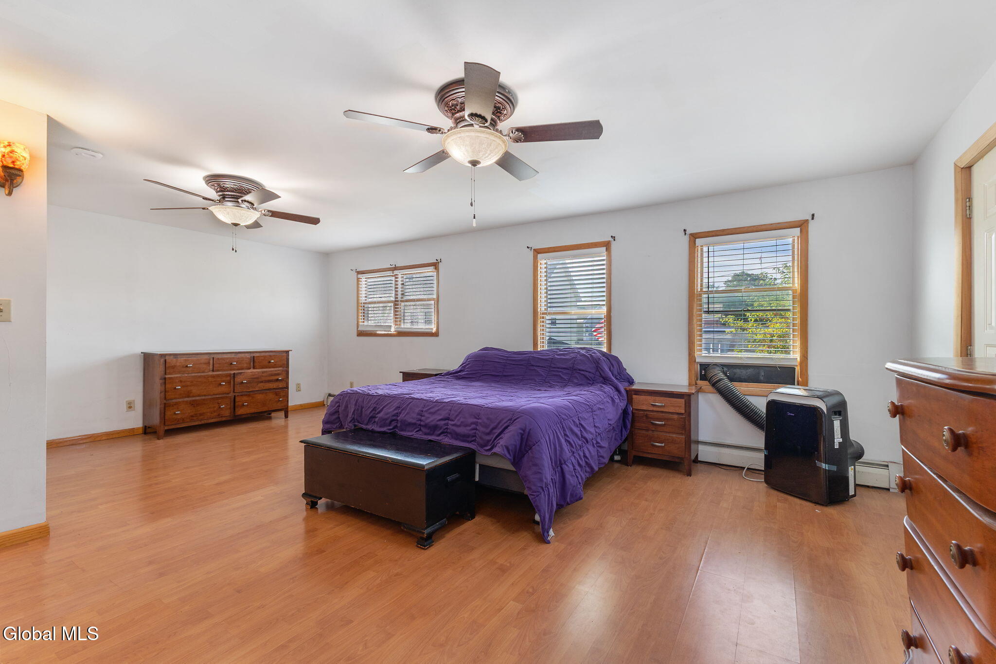 17 Hudson Street Waterford NY 12188