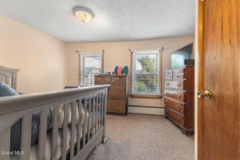 17 Hudson Street Waterford NY 12188