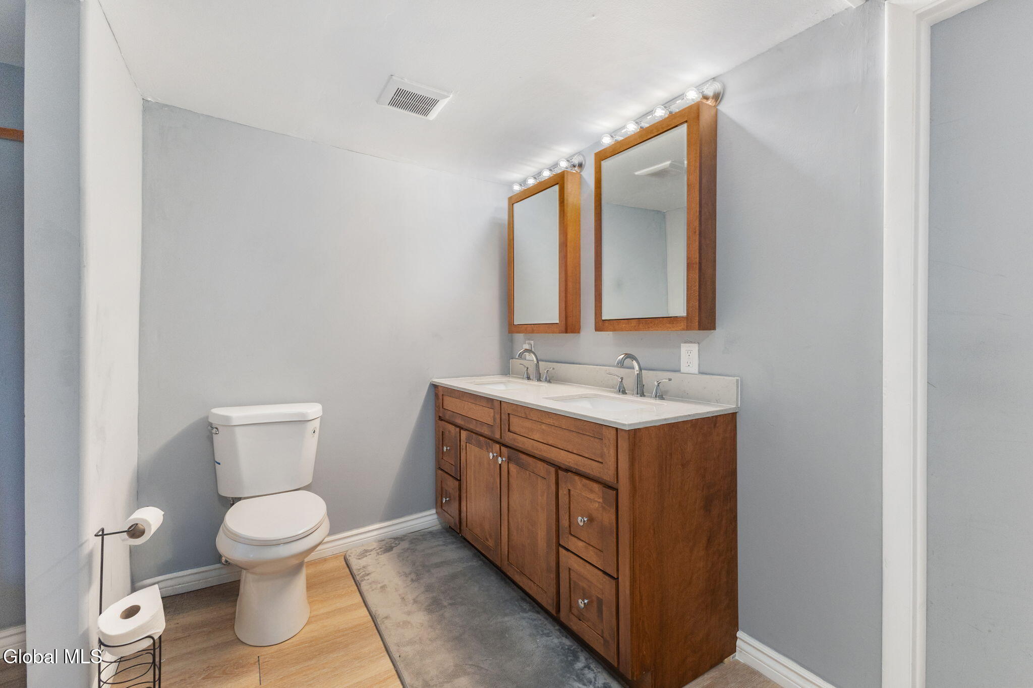 17 Hudson Street Waterford NY 12188