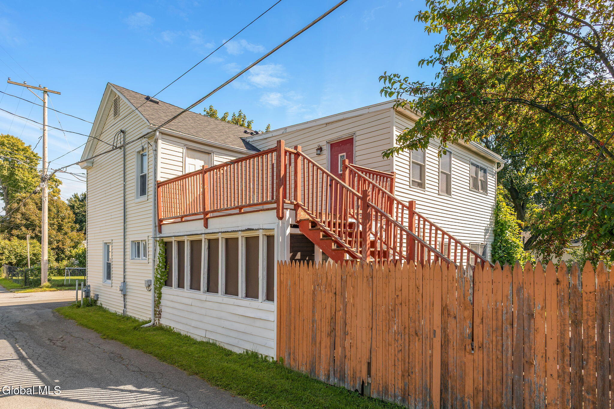 17 Hudson Street Waterford NY 12188