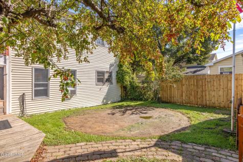 17 Hudson Street Waterford NY 12188