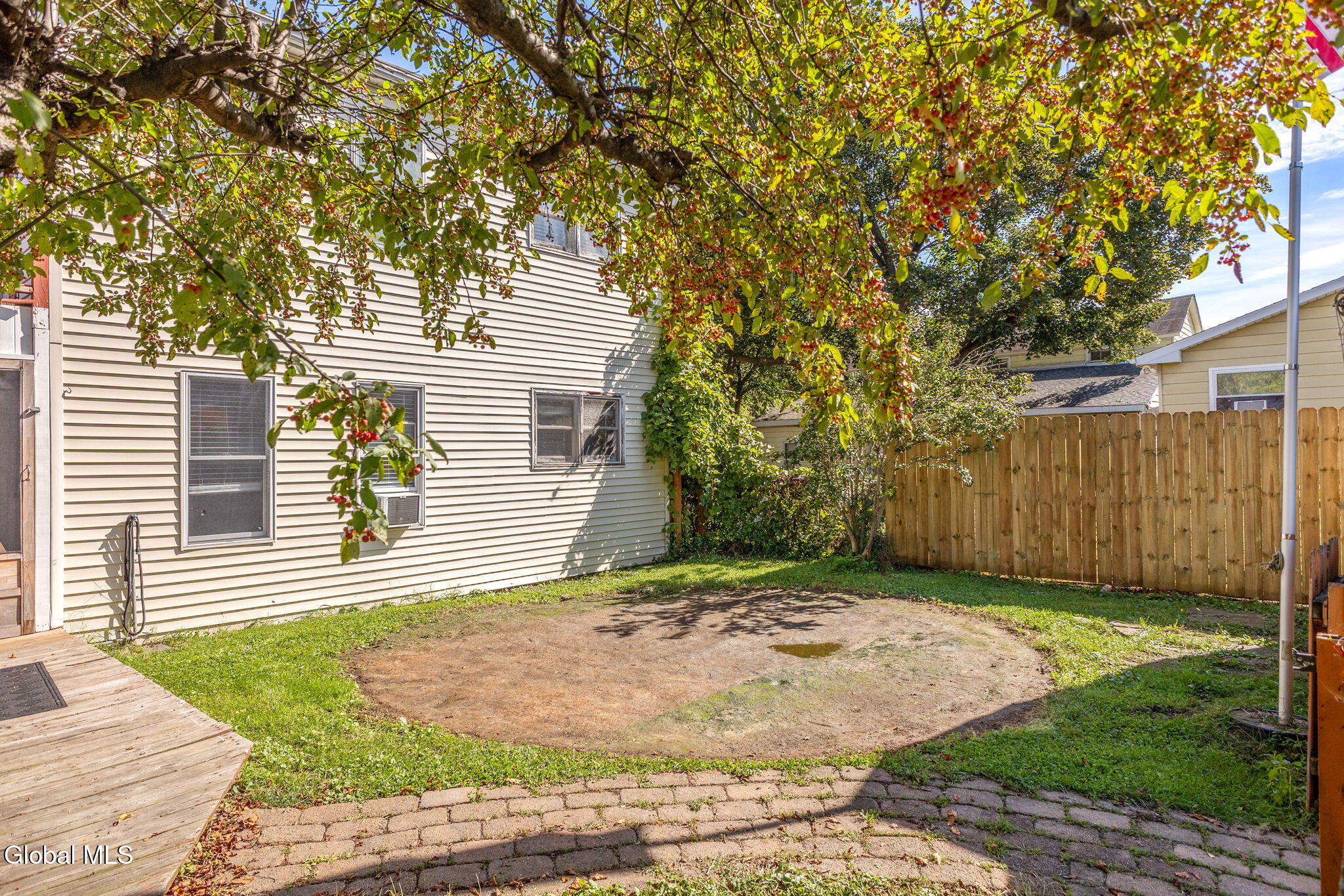 17 Hudson Street Waterford NY 12188