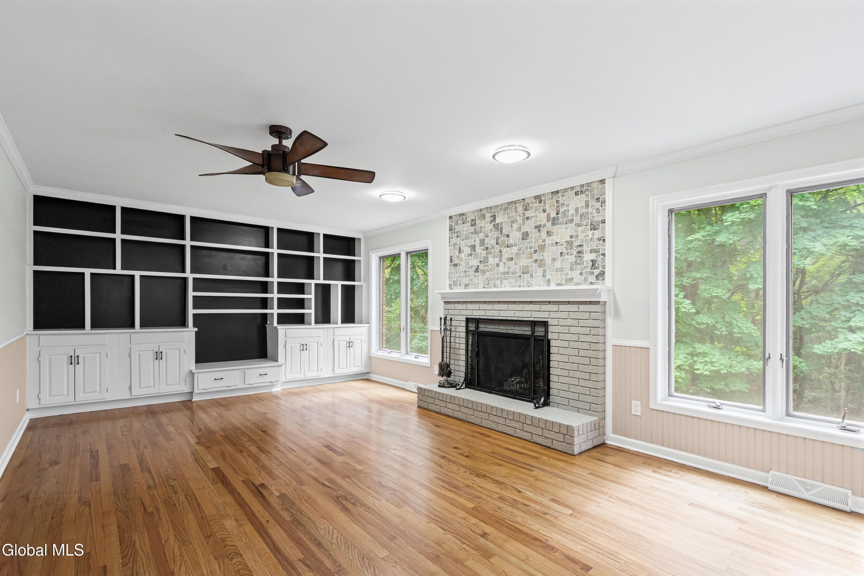 34 Oaktree Lane Niskayuna NY 12309