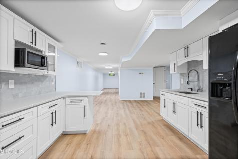 34 Oaktree Lane Niskayuna NY 12309