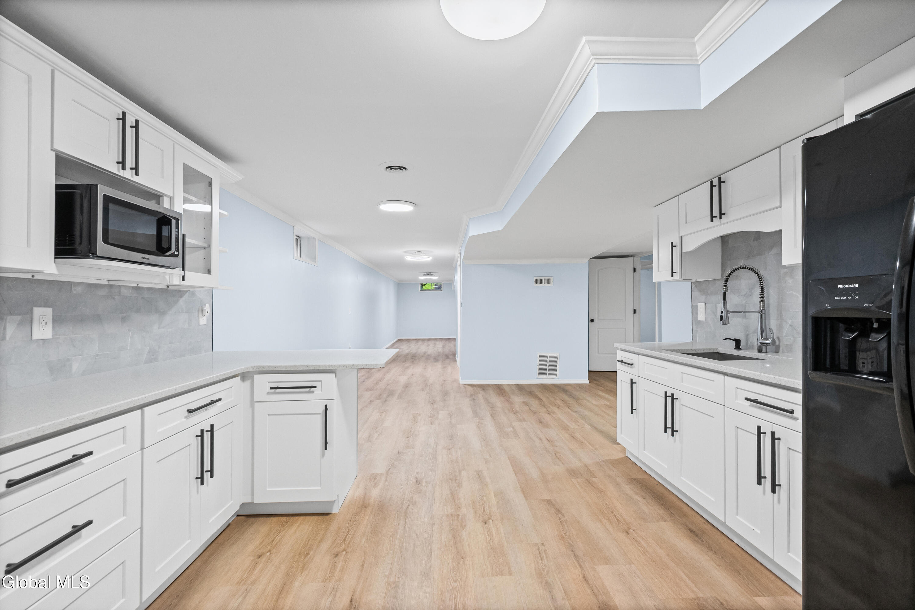 34 Oaktree Lane Niskayuna NY 12309