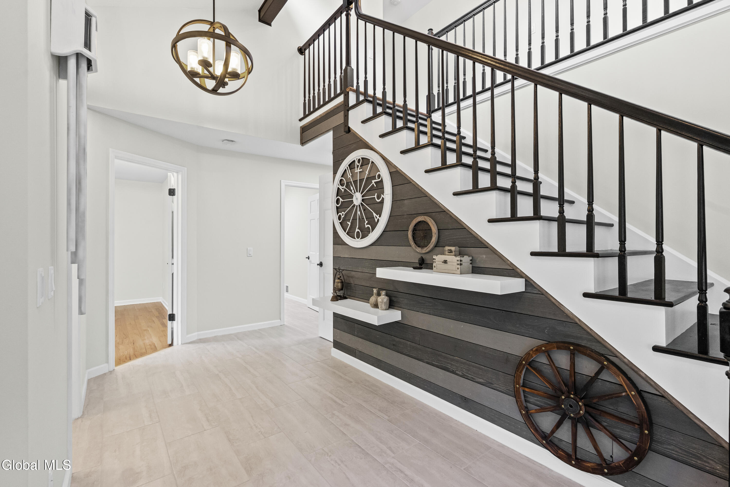 34 Oaktree Lane Niskayuna NY 12309