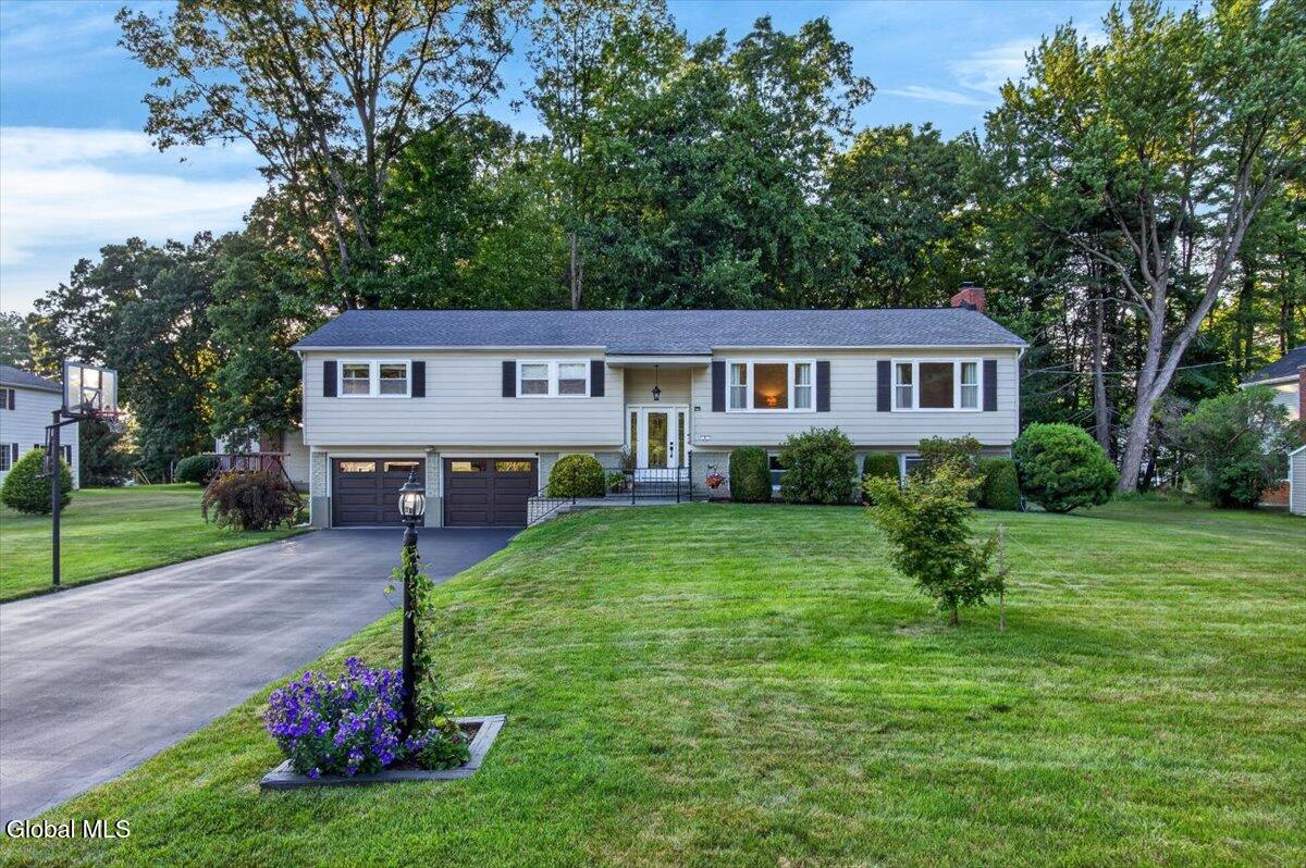 1 Cortes Court Clifton Park NY 12065