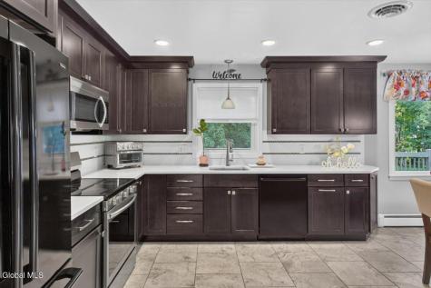 1 Cortes Court Clifton Park NY 12065