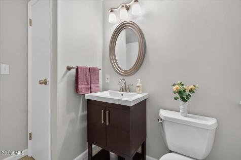 1 Cortes Court Clifton Park NY 12065
