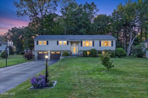 1 Cortes Court Clifton Park NY 12065