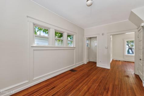 7 Lawn Avenue Albany NY 12204