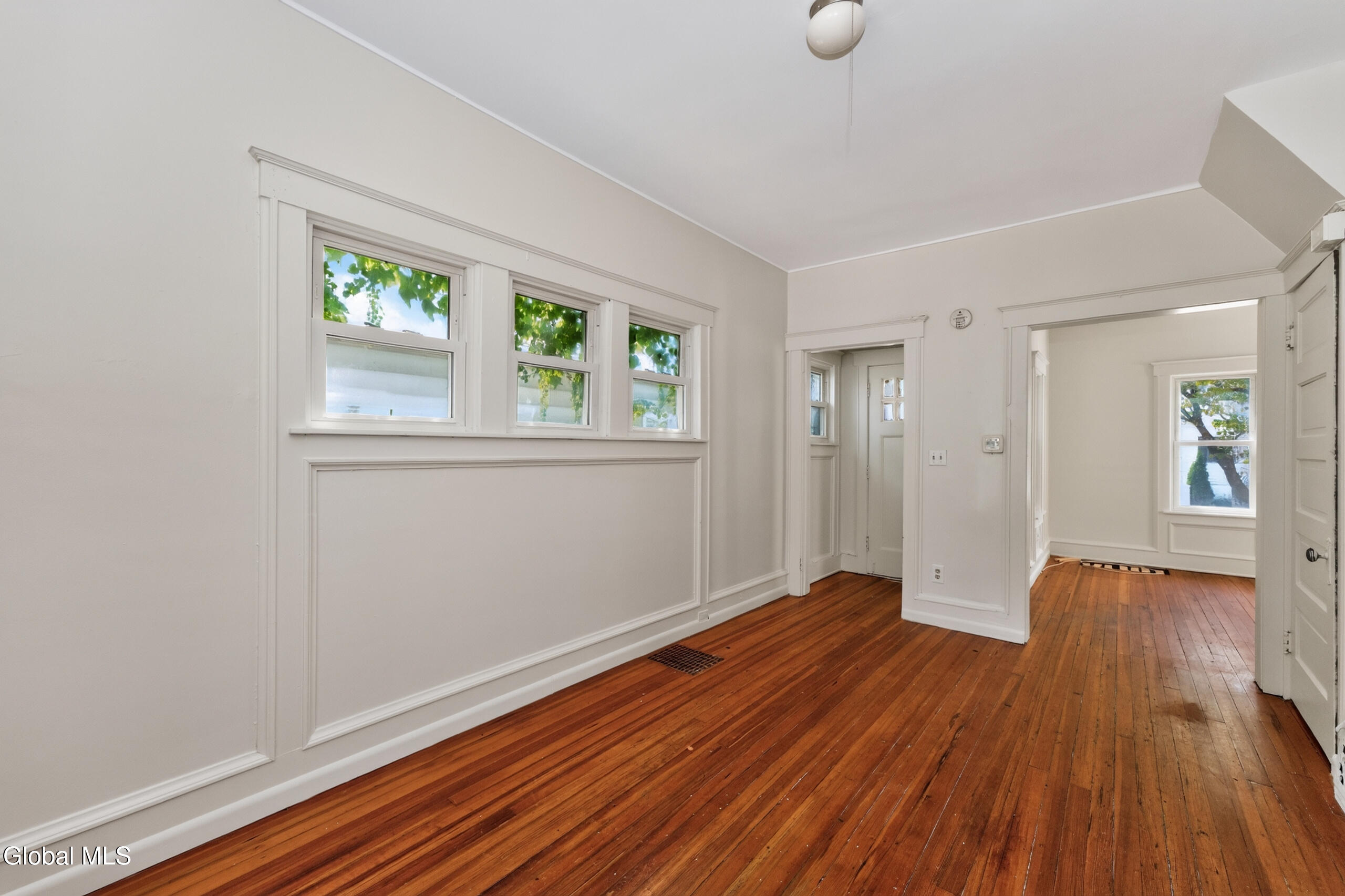 7 Lawn Avenue Albany NY 12204