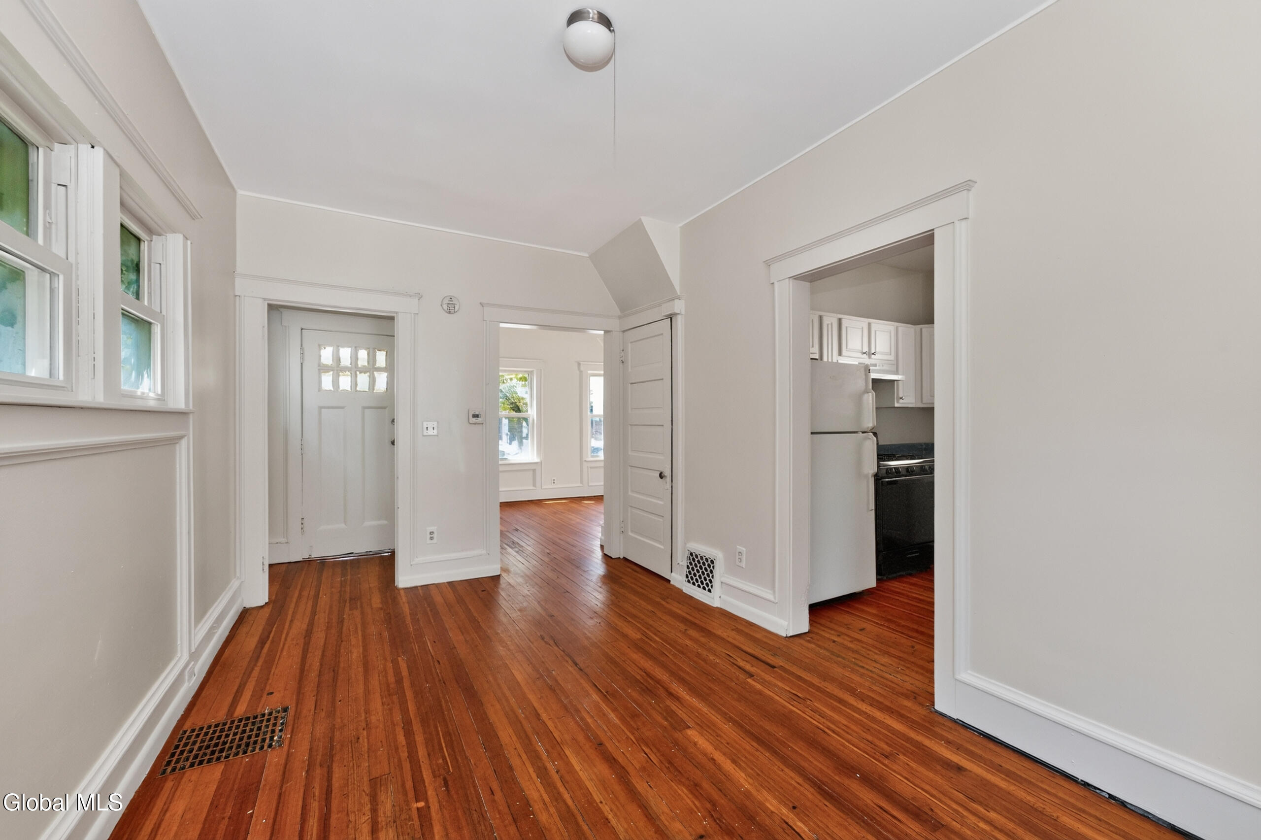 7 Lawn Avenue Albany NY 12204