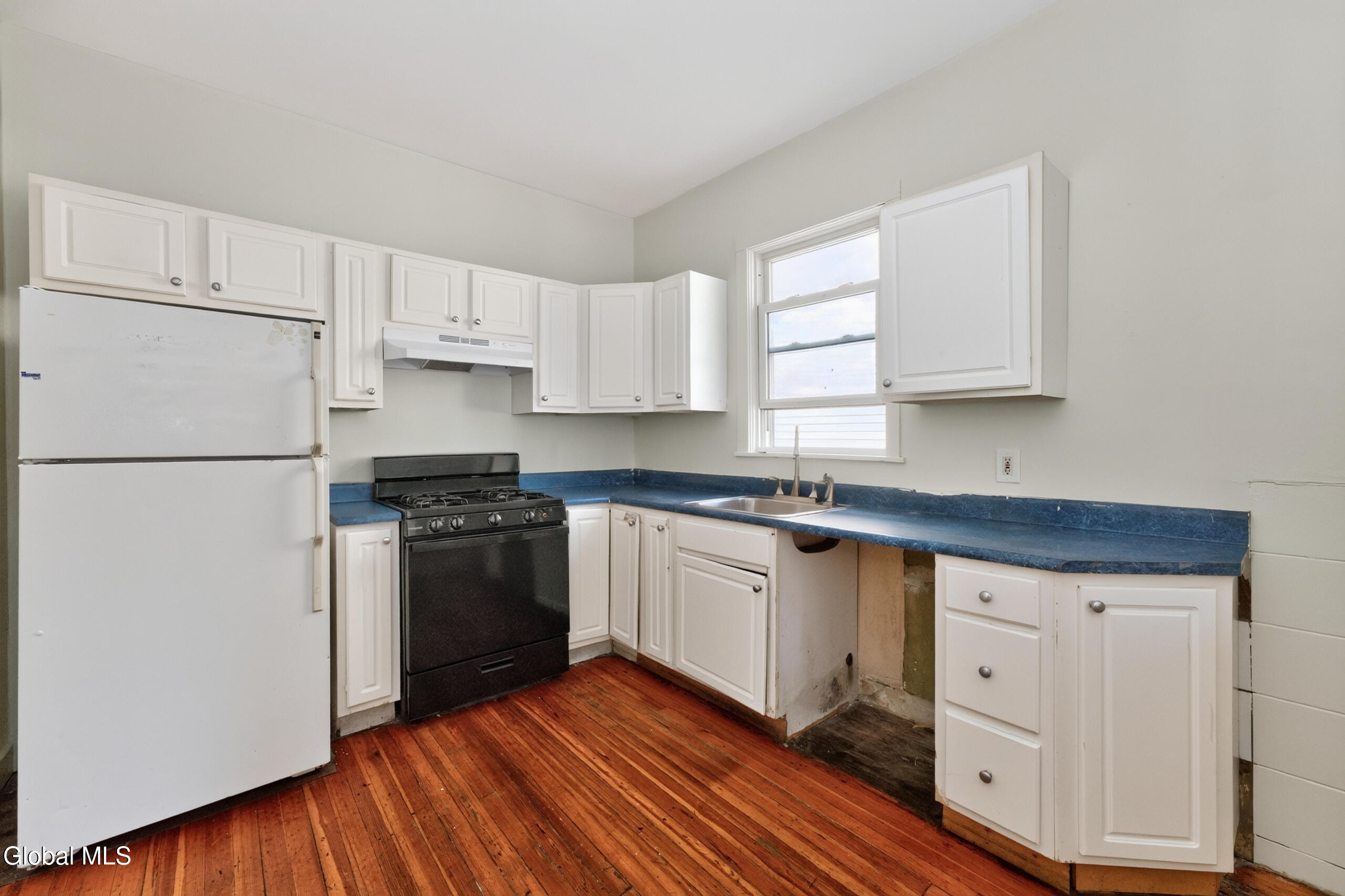 7 Lawn Avenue Albany NY 12204