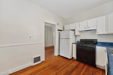 7 Lawn Avenue Albany NY 12204