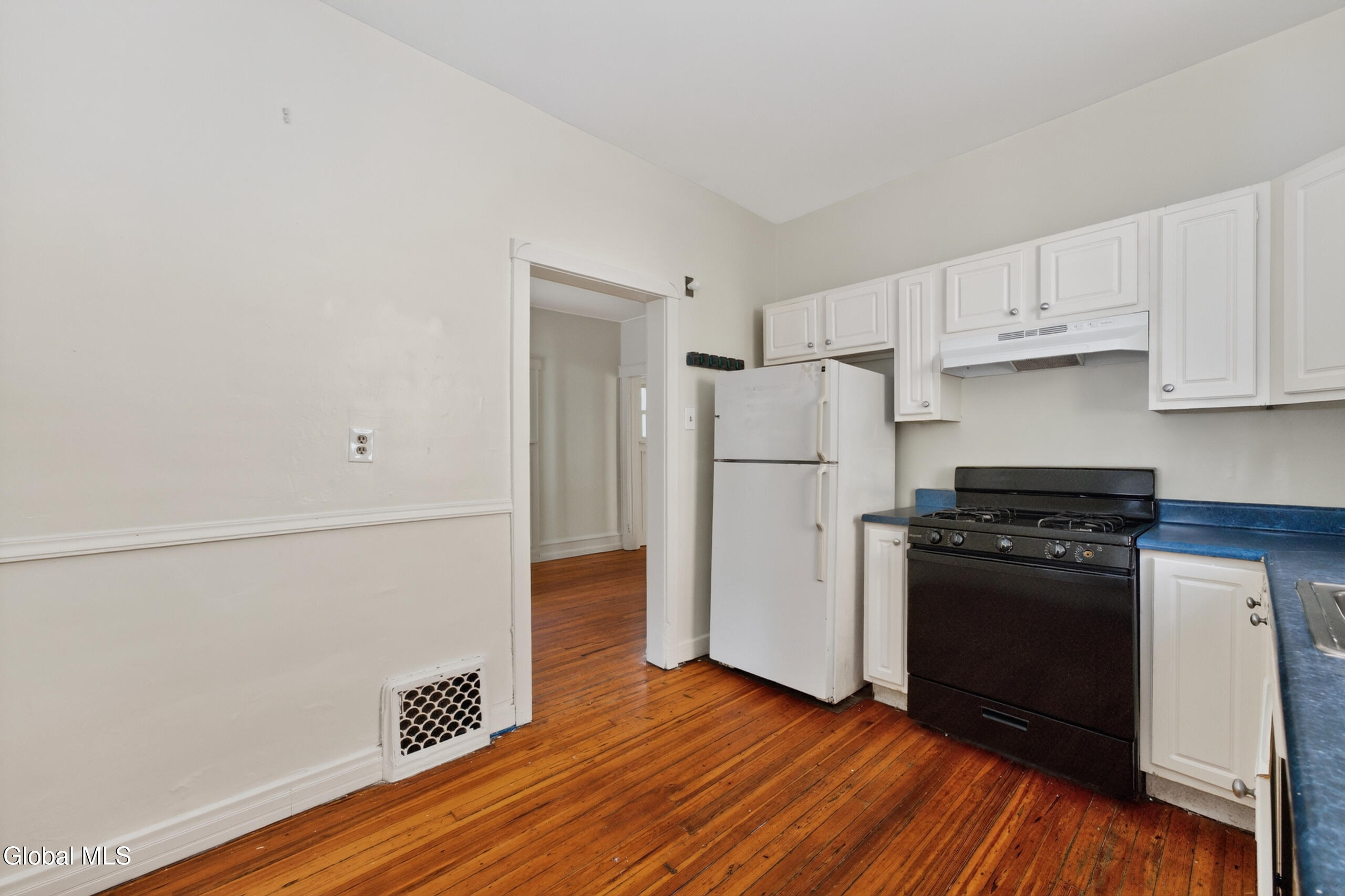 7 Lawn Avenue Albany NY 12204