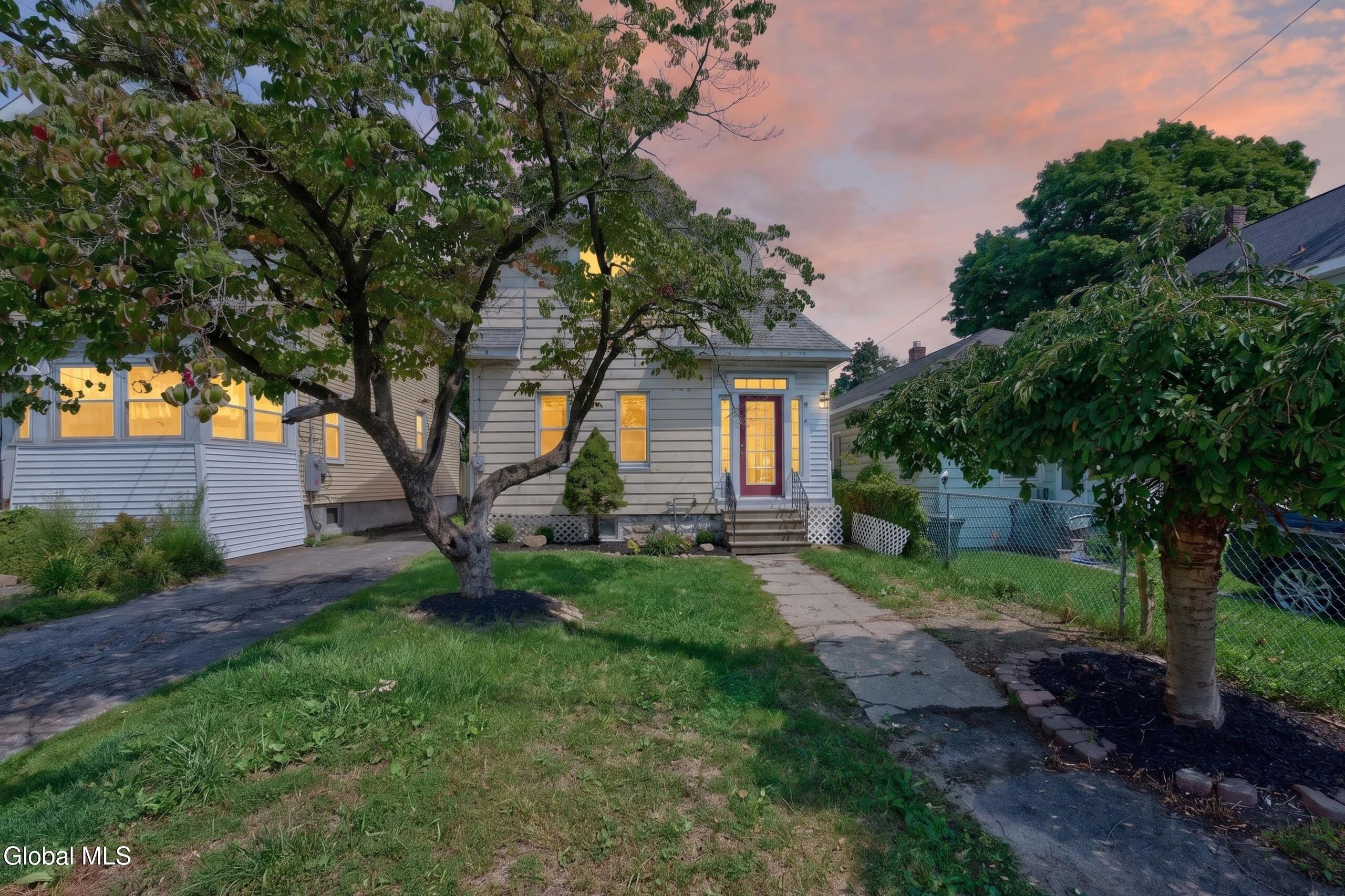 7 Lawn Avenue Albany NY 12204
