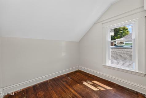 7 Lawn Avenue Albany NY 12204