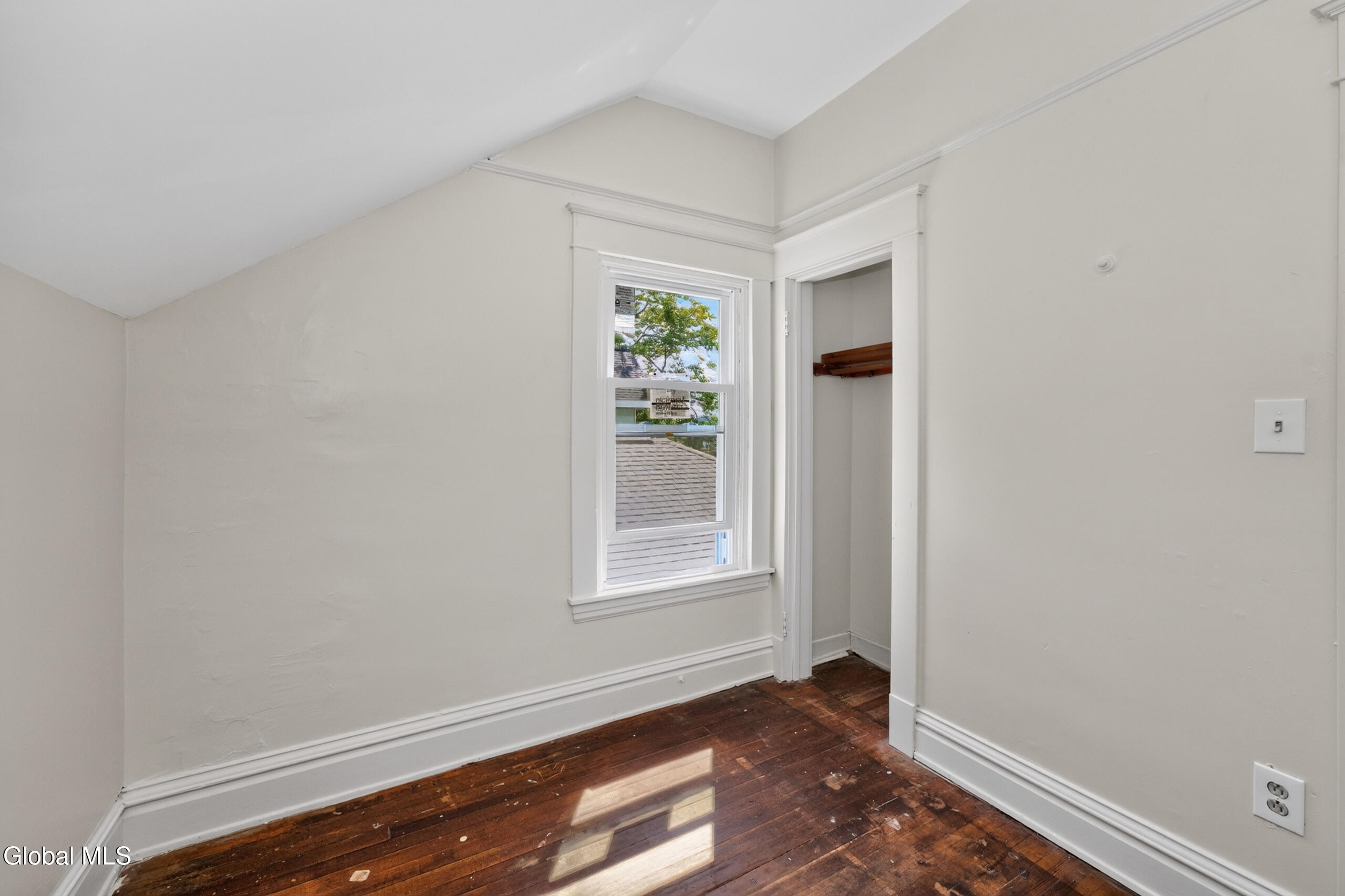 7 Lawn Avenue Albany NY 12204