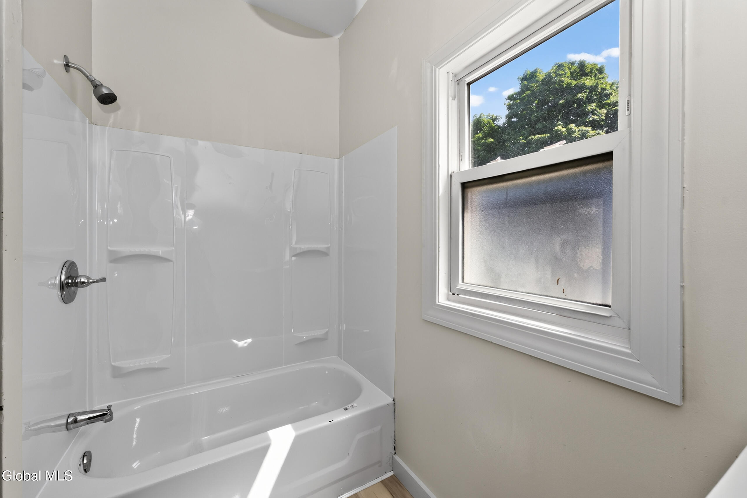 7 Lawn Avenue Albany NY 12204