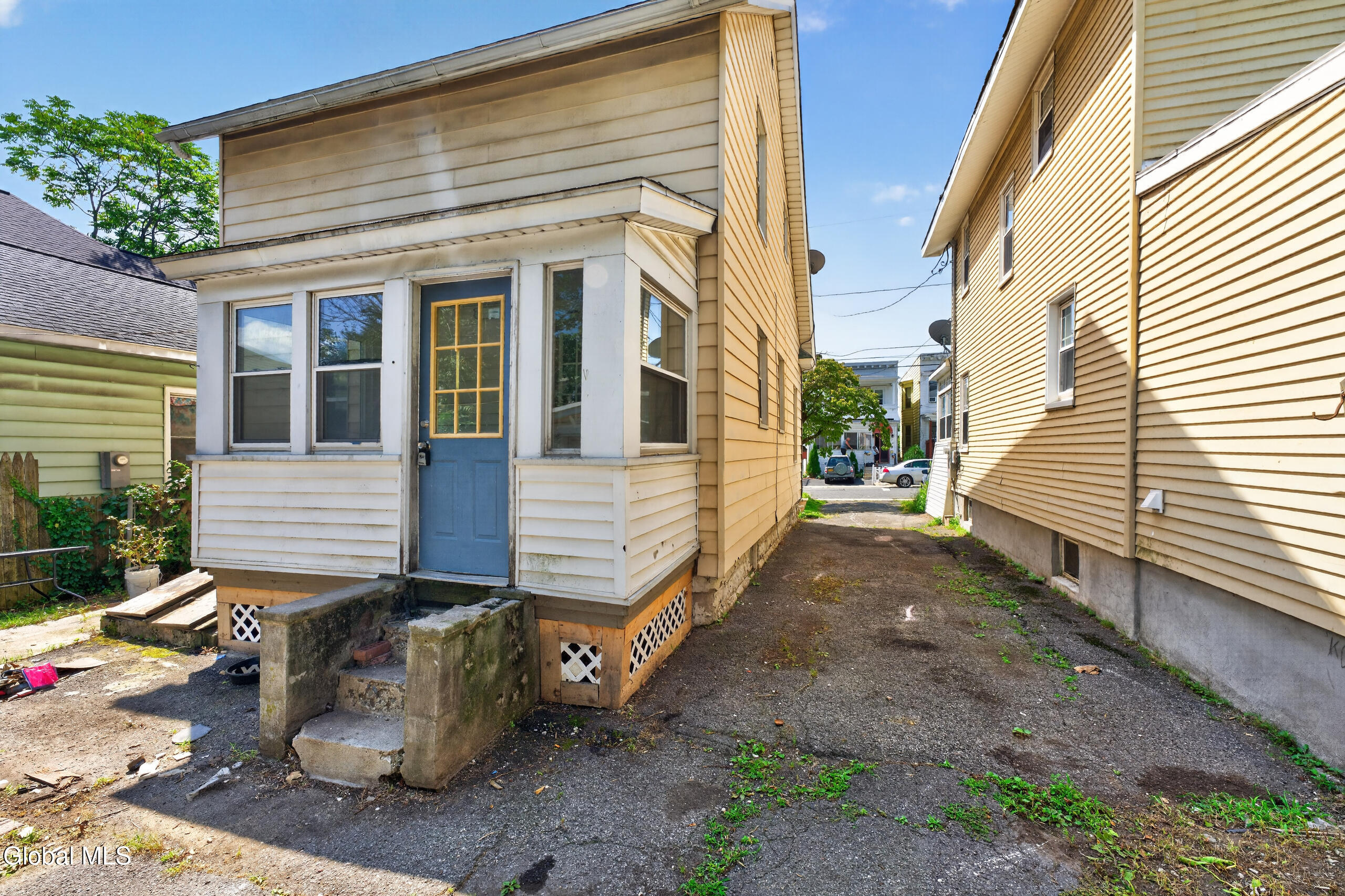 7 Lawn Avenue Albany NY 12204