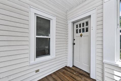 7 Lawn Avenue Albany NY 12204