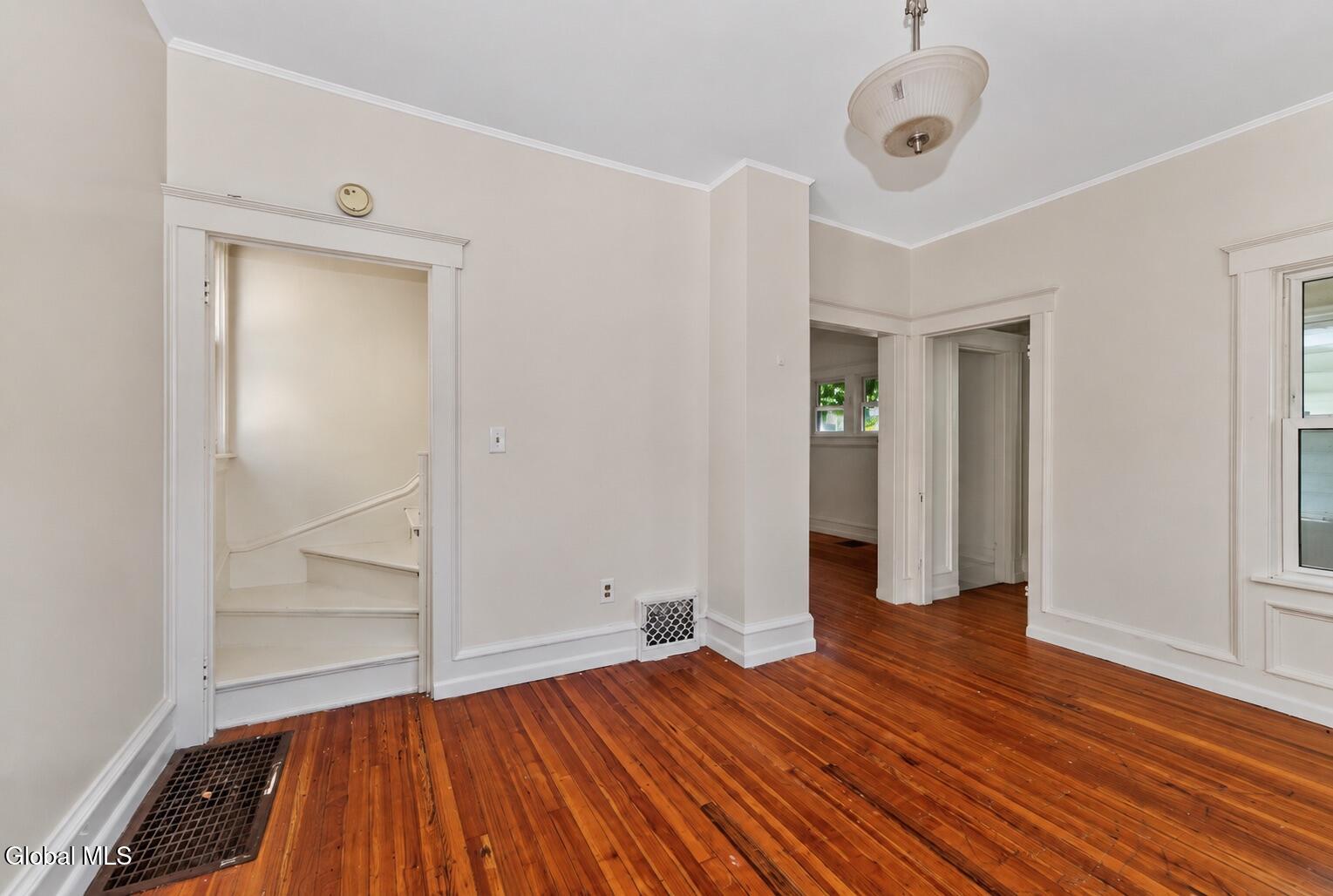 7 Lawn Avenue Albany NY 12204