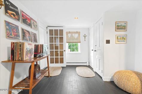 178 Old Niskayuna Road Colonie NY 12110