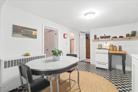 178 Old Niskayuna Road Colonie NY 12110