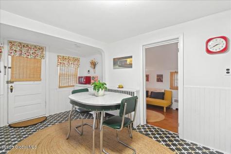 178 Old Niskayuna Road Colonie NY 12110