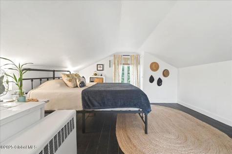 178 Old Niskayuna Road Colonie NY 12110