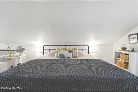 178 Old Niskayuna Road Colonie NY 12110