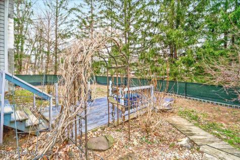 178 Old Niskayuna Road Colonie NY 12110