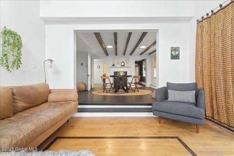 178 Old Niskayuna Road Colonie NY 12110