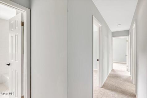 8 Woodland Drive Colonie NY 12309