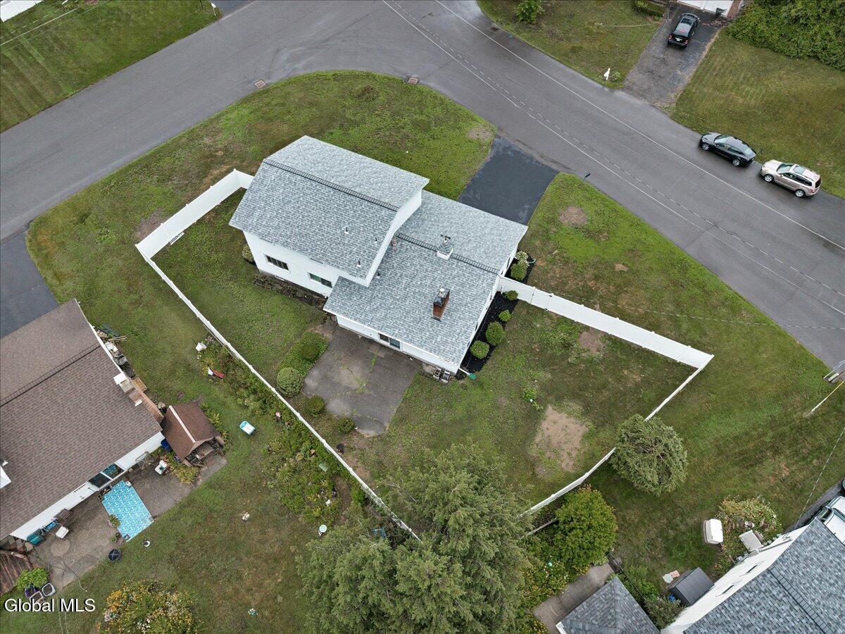 8 Woodland Drive Colonie NY 12309