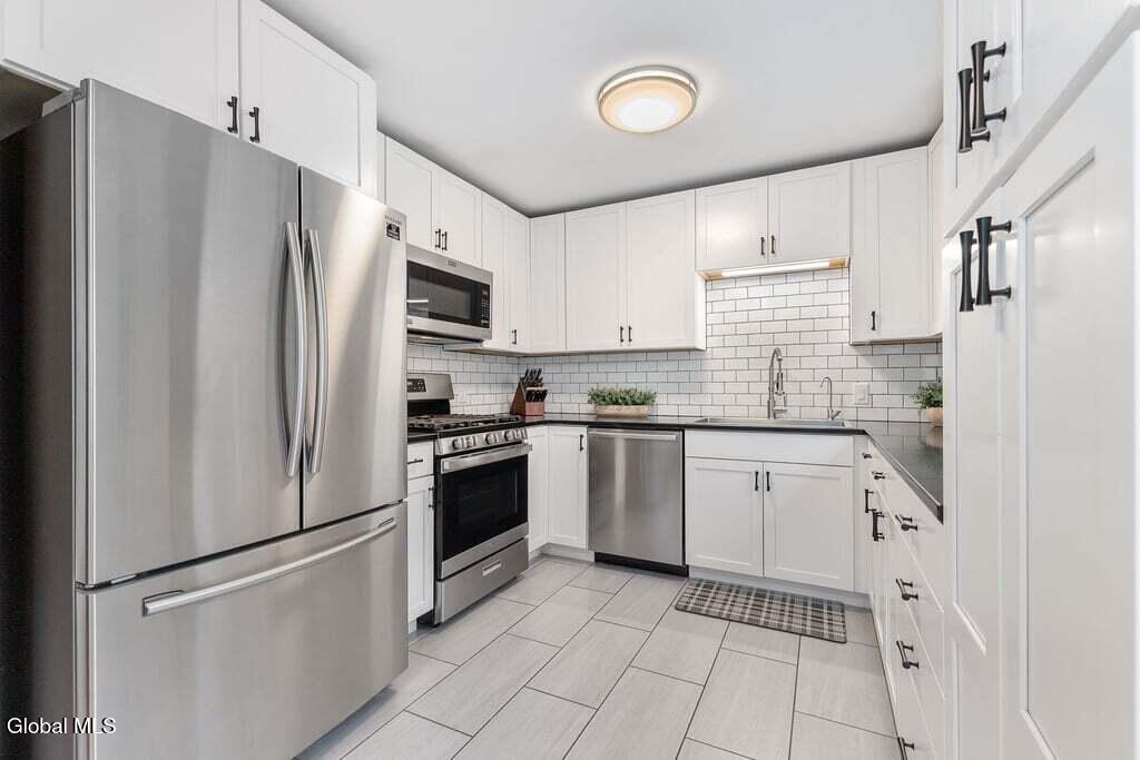 4 White Birch Path Saratoga Springs NY 12866