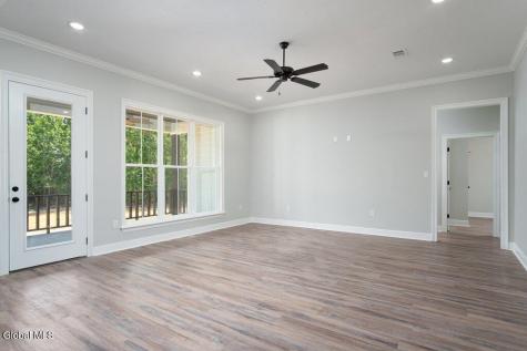 27 Hidden Pond Way Gansevoort NY 12831