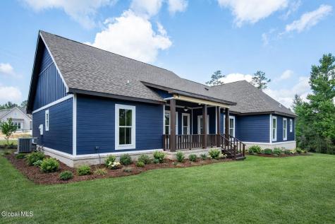 27 Hidden Pond Way Gansevoort NY 12831