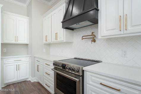 27 Hidden Pond Way Gansevoort NY 12831