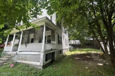 4 Walker Avenue Troy NY 12180