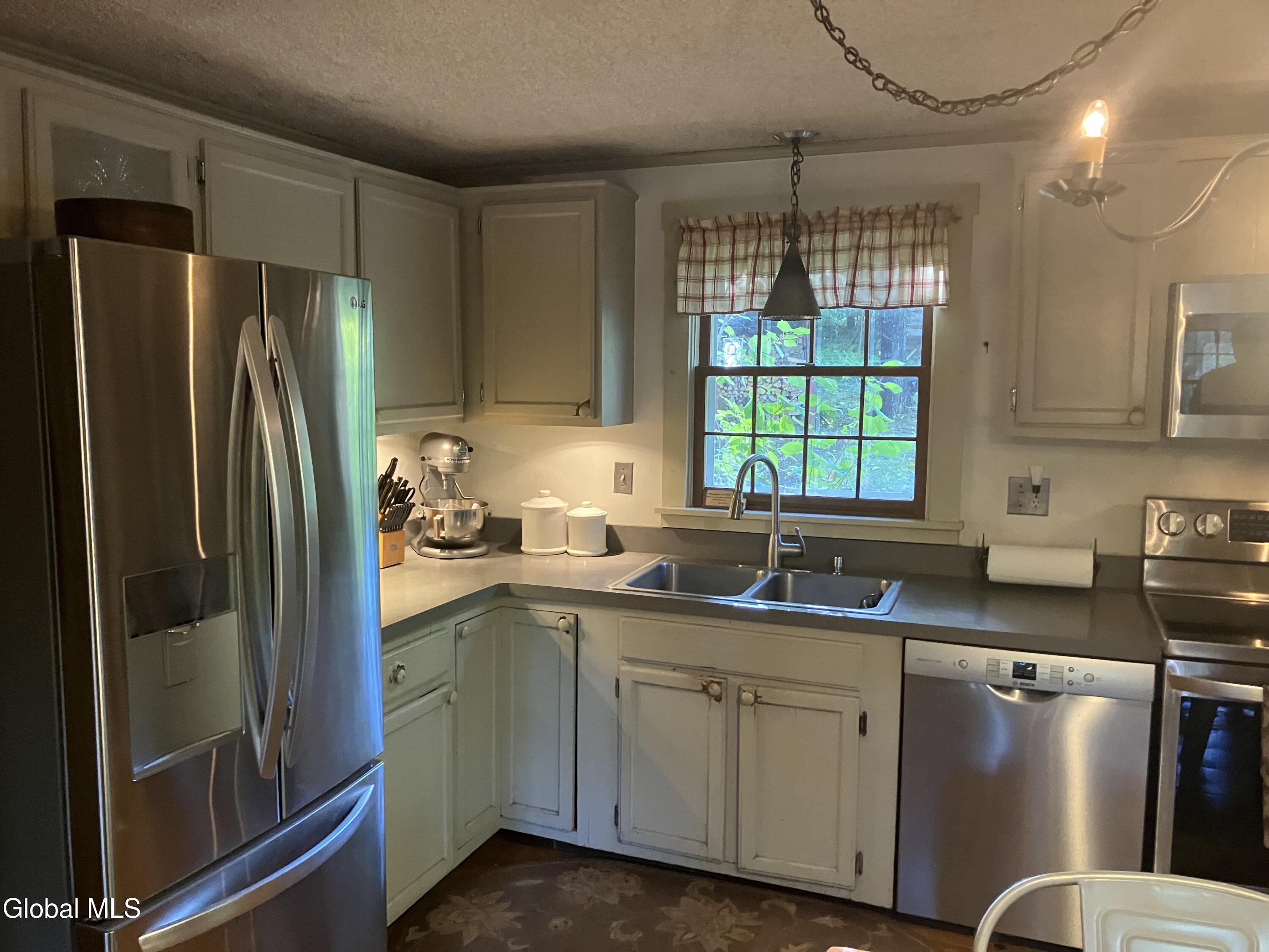 5 Us 9 Schroon Lake NY 12870
