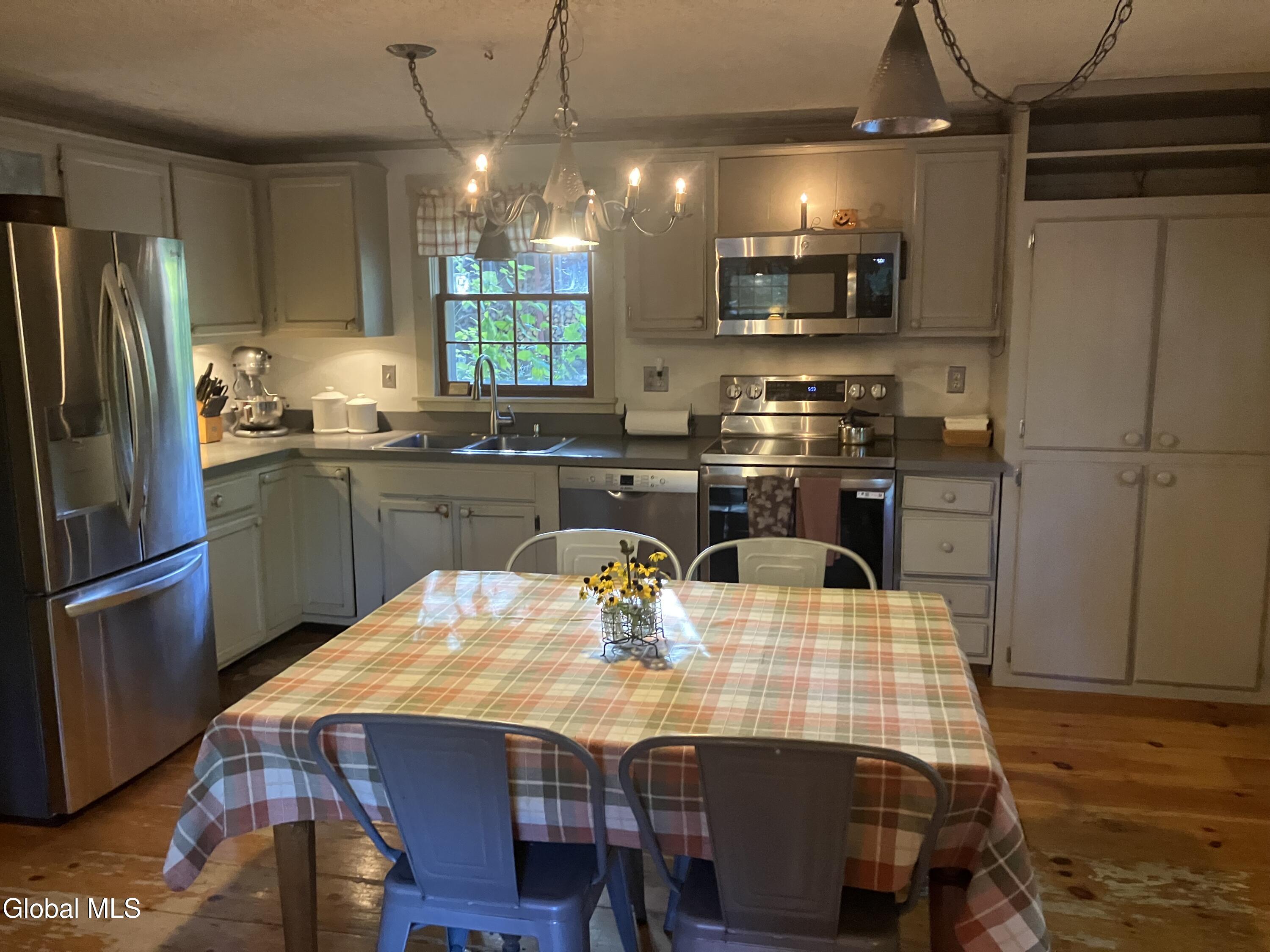 5 Us 9 Schroon Lake NY 12870