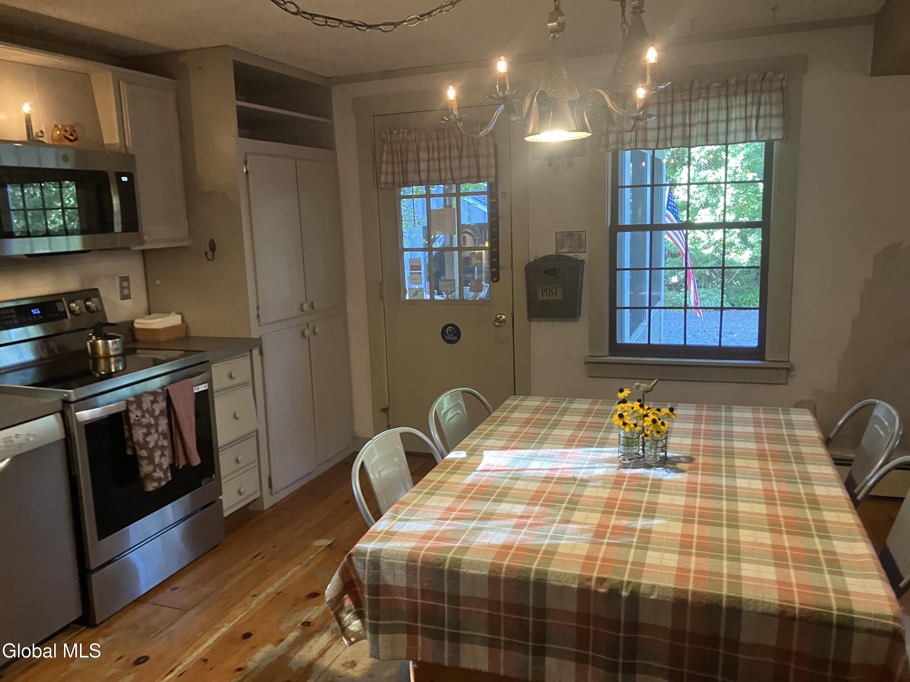 5 Us 9 Schroon Lake NY 12870