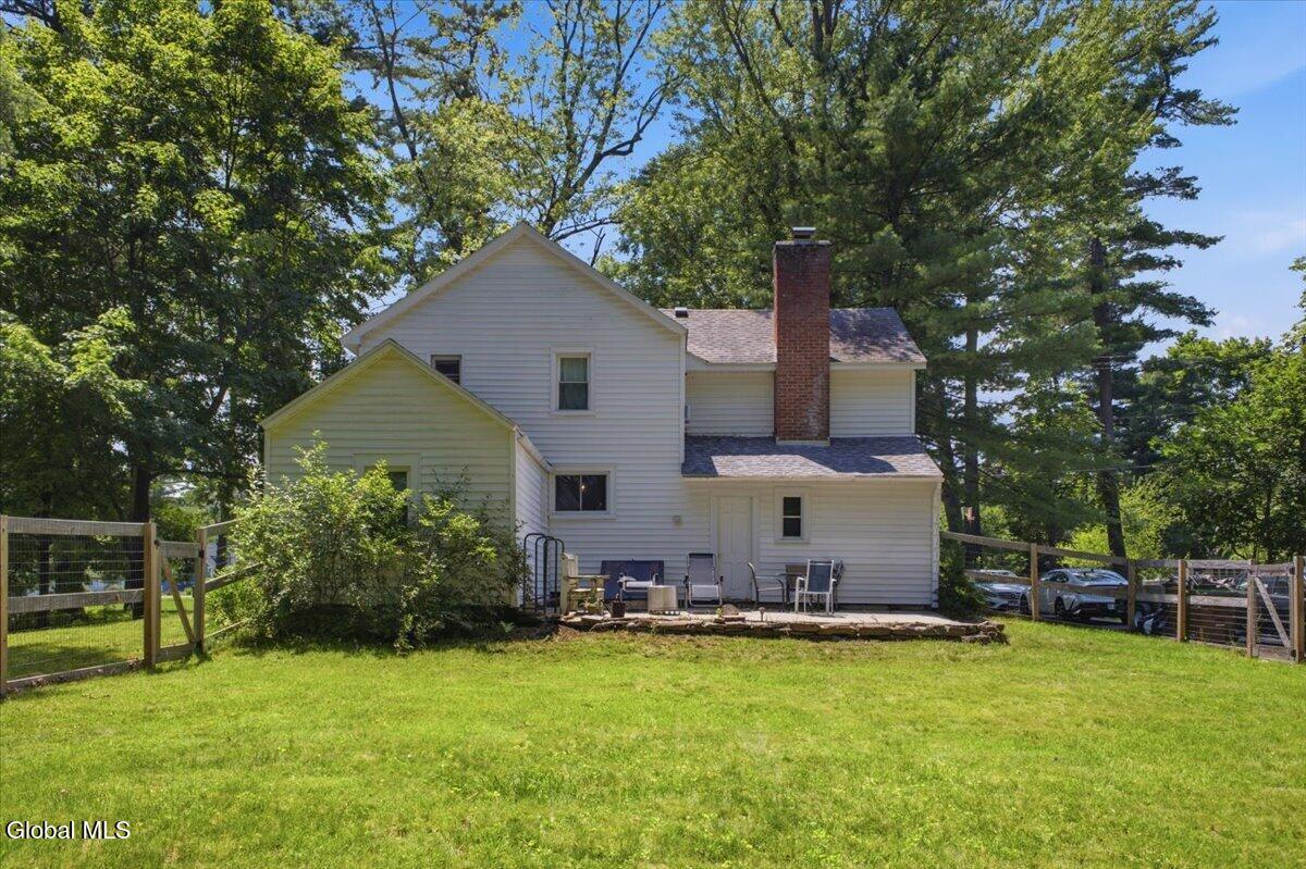 9 Font Grove Road Slingerlands NY 12159