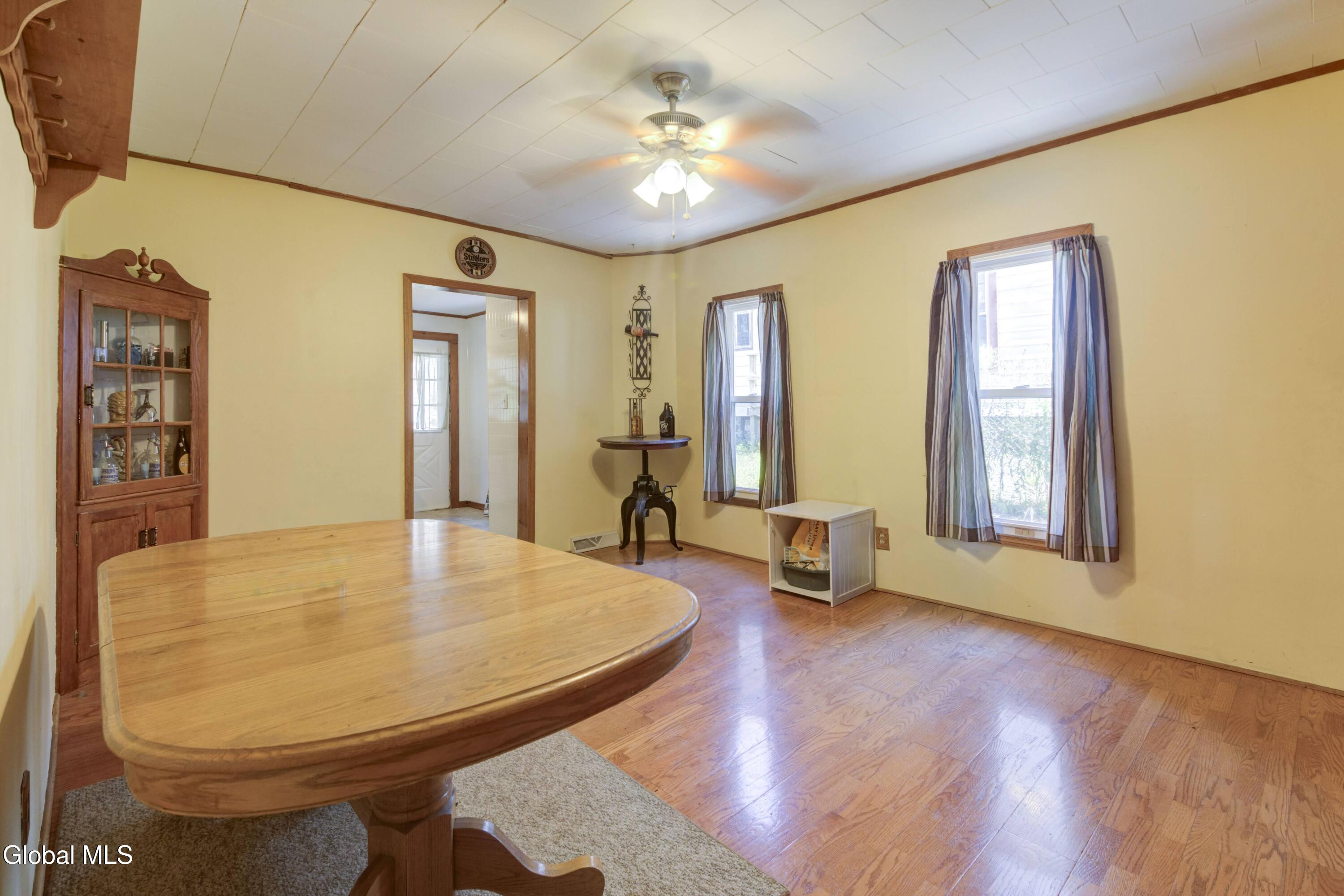 91 Forest Street Gloversville NY 12078